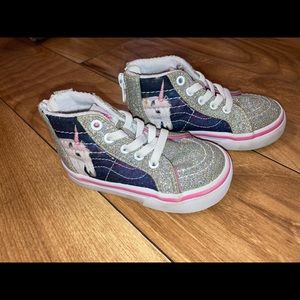 Girls Vans (children’s size 5)